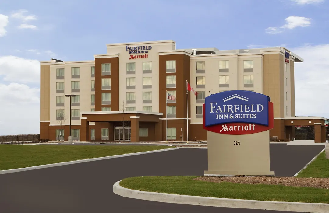 Fairfield Inn & Suites By Marriott Toronto Mississauga-1