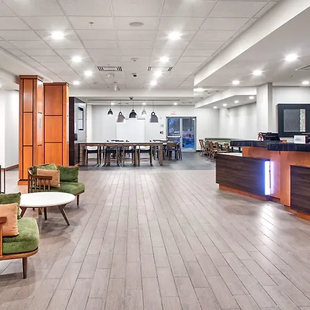 Fairfield Inn & Suites By Marriott Toronto Mississauga-2
